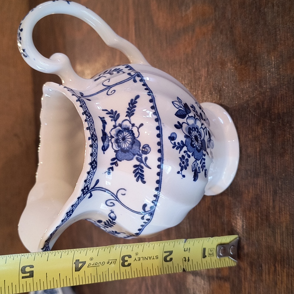 Johnson Bros Ironstone 4 Piece Set - Picture 13 of 16